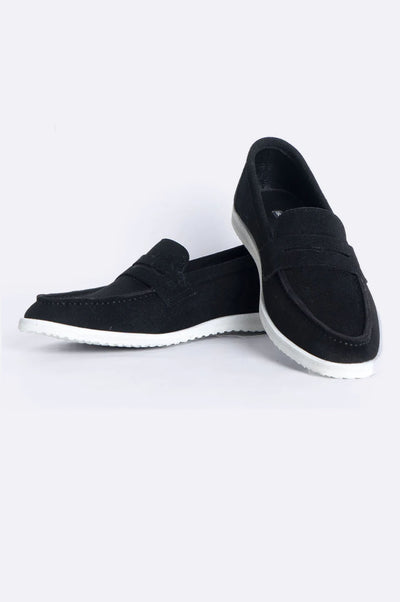 1662 BKS Black Suede Casual