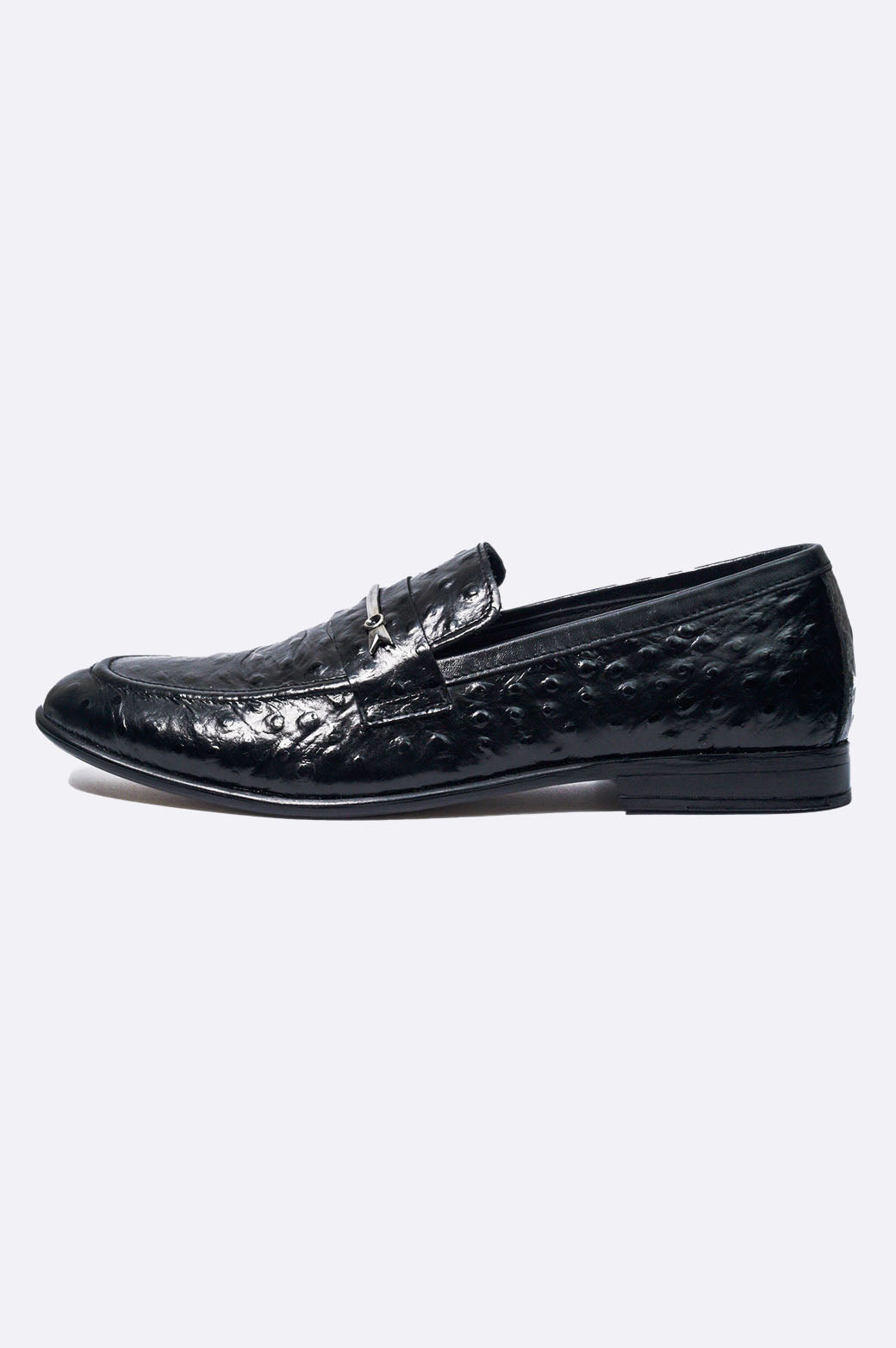 1640 BKA Black Ostrich Moccasin