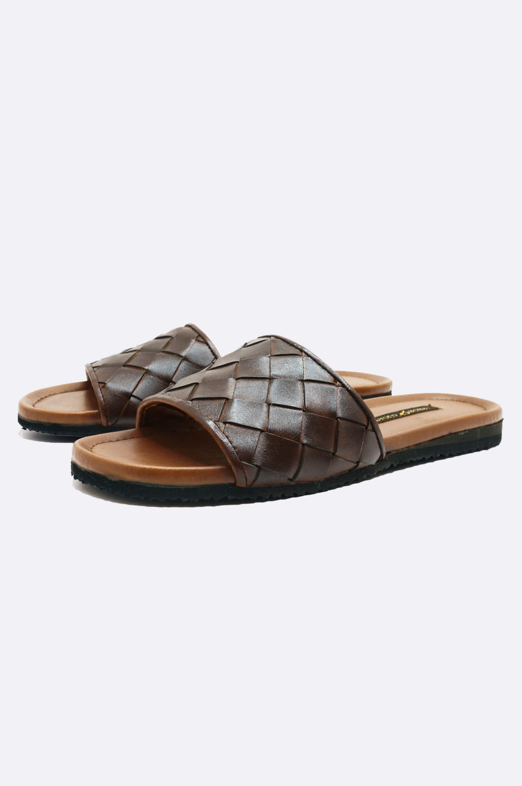 3080 BRA Brown Woven Slipper